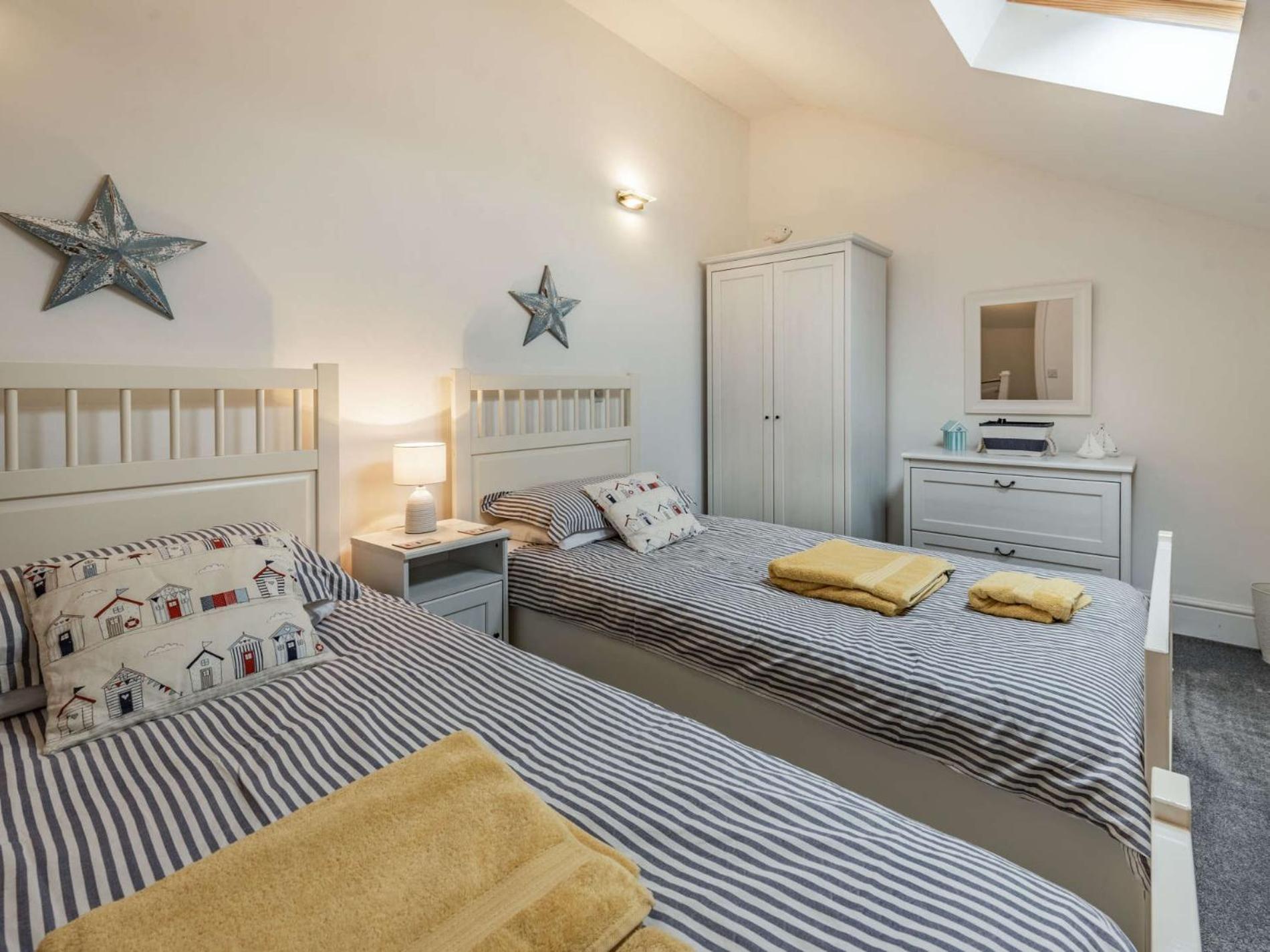 2 Bed In Tenby Fb219 Ngoại thất bức ảnh