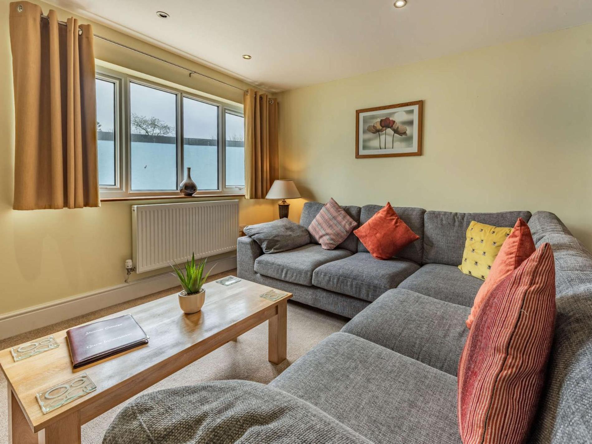 2 Bed In Tenby Fb219 Ngoại thất bức ảnh
